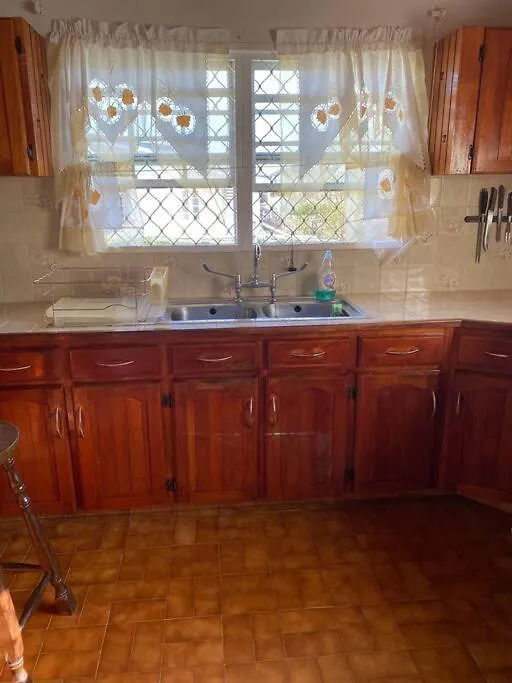 Vila Elgords Vacations & Rentals Christ Church